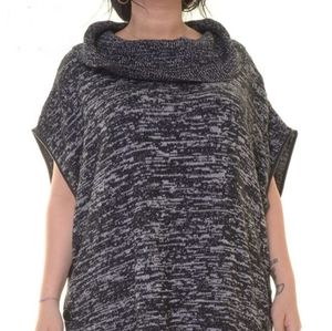 Poncho plus size 3x melissa McCarthy seven7 Brand New with tags